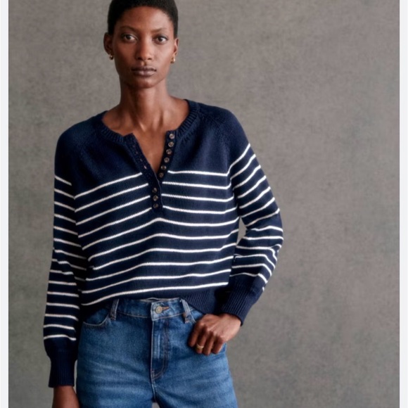 Sezane Leontine Jumper Sweater in navy blue white stripes size medium - Picture 2 of 8